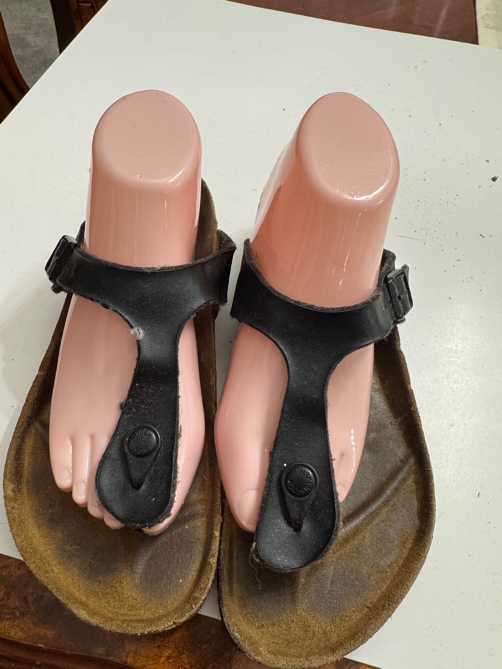 Black T-strap Women's Slipper size 40Post Style